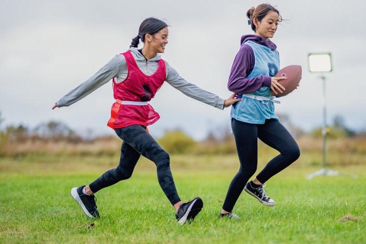 girls flag football.jpg